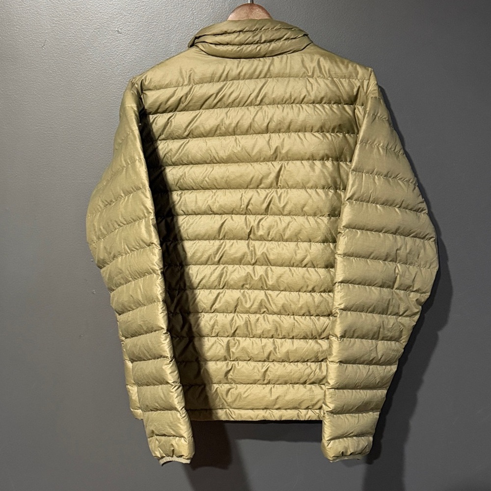 Patagonia Men's Down Sweater Jacket Medium - Picture 5 of 5